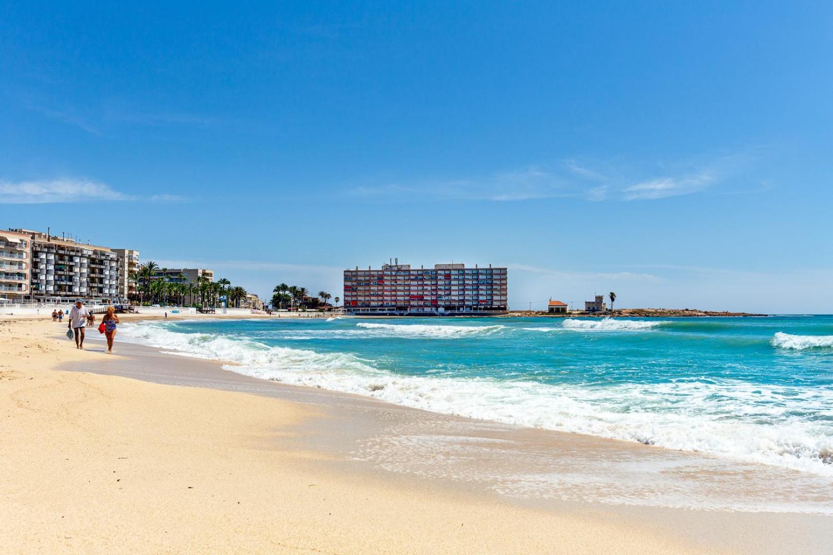 Concordia Beachside Apartment: Near Del Cura & Central Station Torrevieja Exterior photo